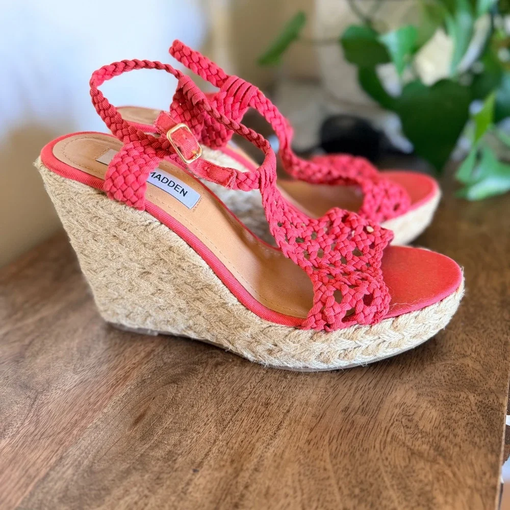 Steve Madden Manngo Wedge Sandal Womens 8 Coral Red Macrame Espadrille Boho Heel